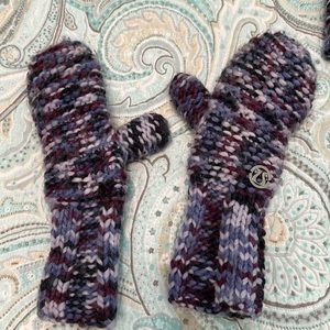 Vintage LuluLemon Hooded Scarf with matching Mittens